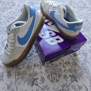 Nike Purple and White SB Zoom Pogo Plus Shoe Box